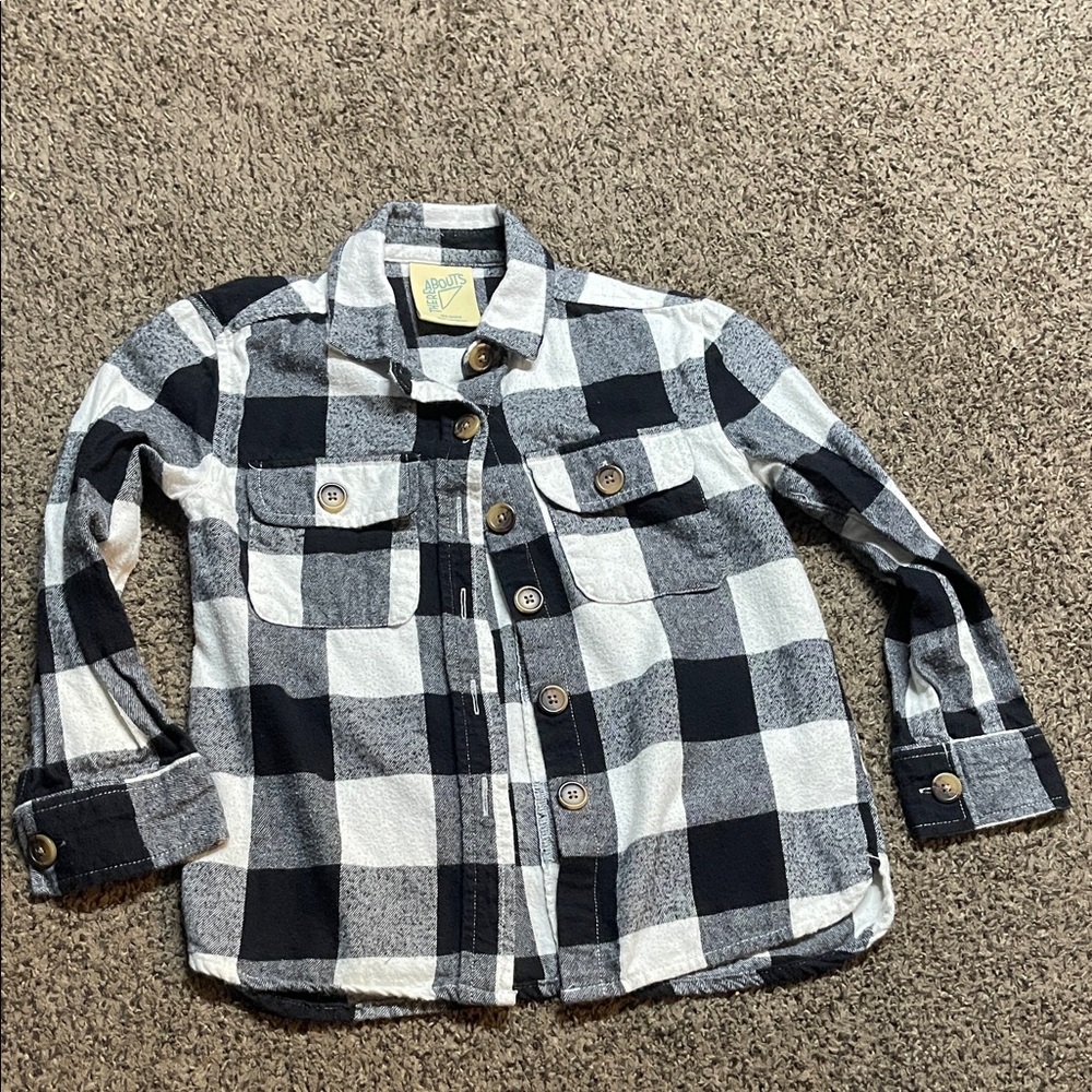 Boys Black and White Checkered Button-Down Shirt 6-XS